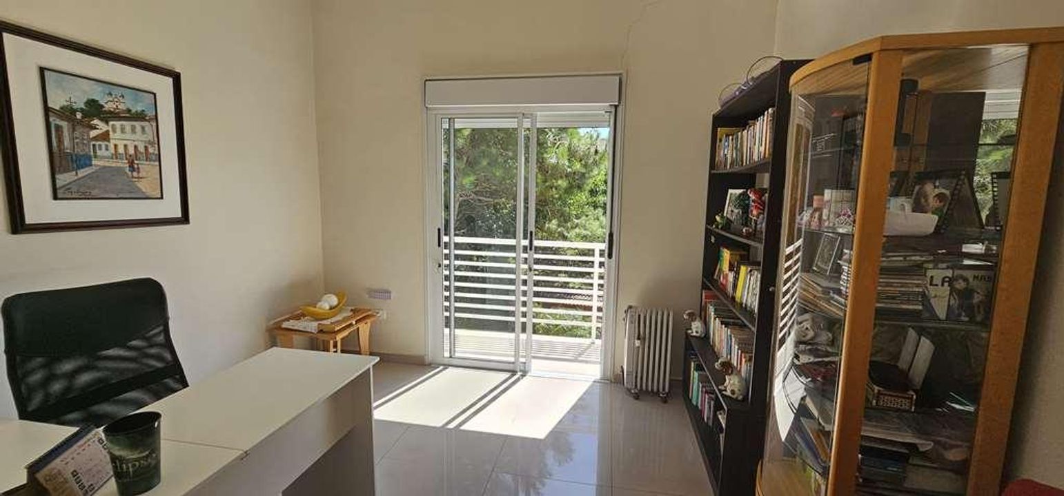 Casa à venda com 3 quartos, 1000m² - Foto 11