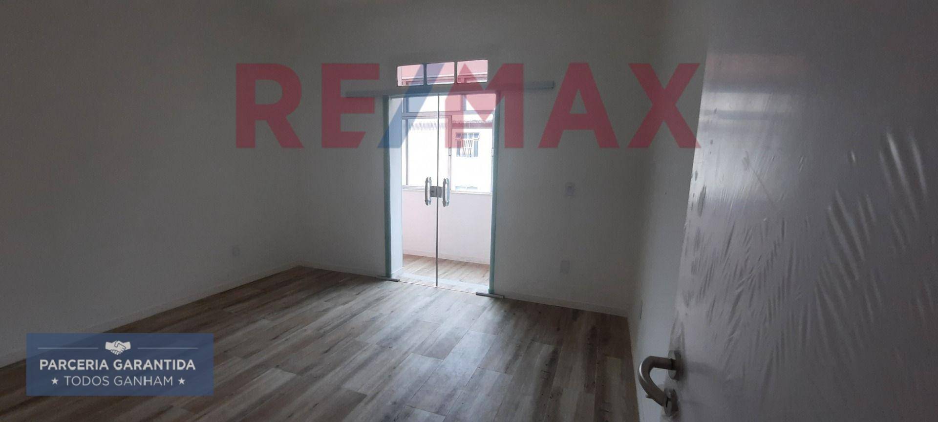 Apartamento à venda com 4 quartos, 110m² - Foto 8