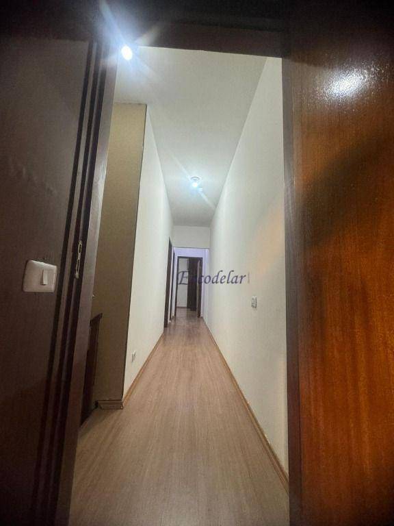 Sobrado à venda com 6 quartos, 240m² - Foto 49