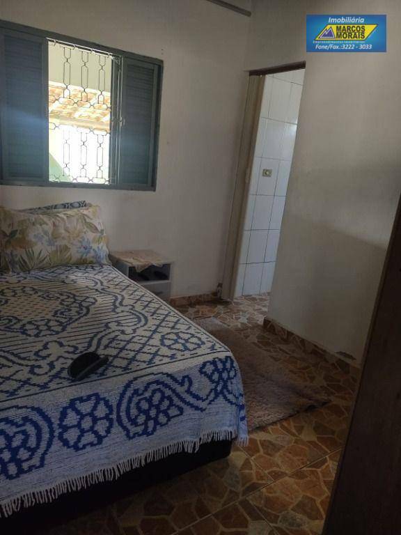 Sítio à venda com 3 quartos, 120m² - Foto 8