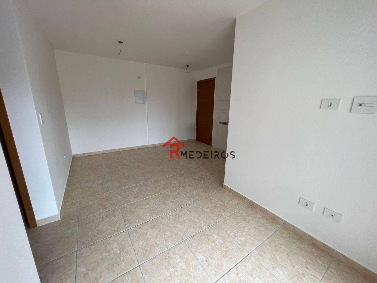 Apartamento à venda com 2 quartos, 57m² - Foto 1