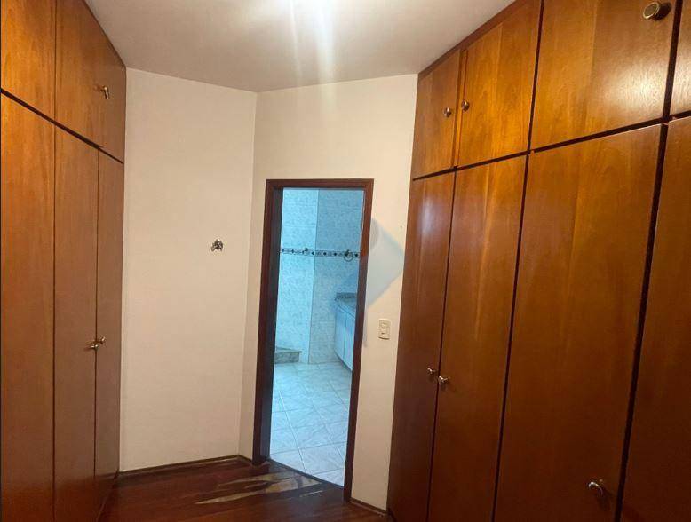 Casa à venda e aluguel com 3 quartos, 193m² - Foto 13