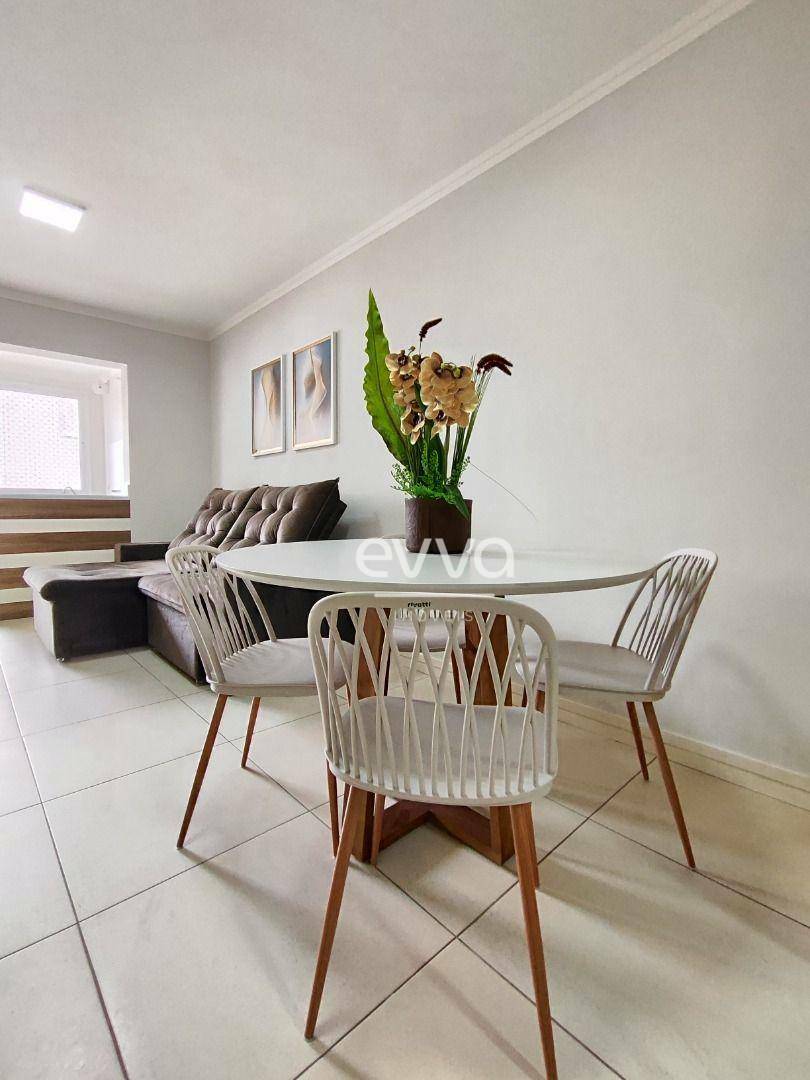 Apartamento à venda com 2 quartos, 82m² - Foto 11