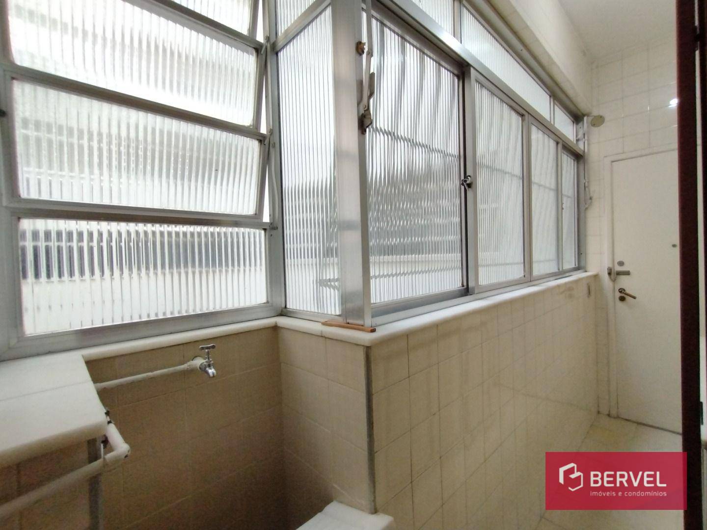 Apartamento à venda com 2 quartos, 102m² - Foto 9