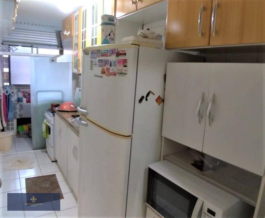 Apartamento à venda com 3 quartos, 70m² - Foto 5