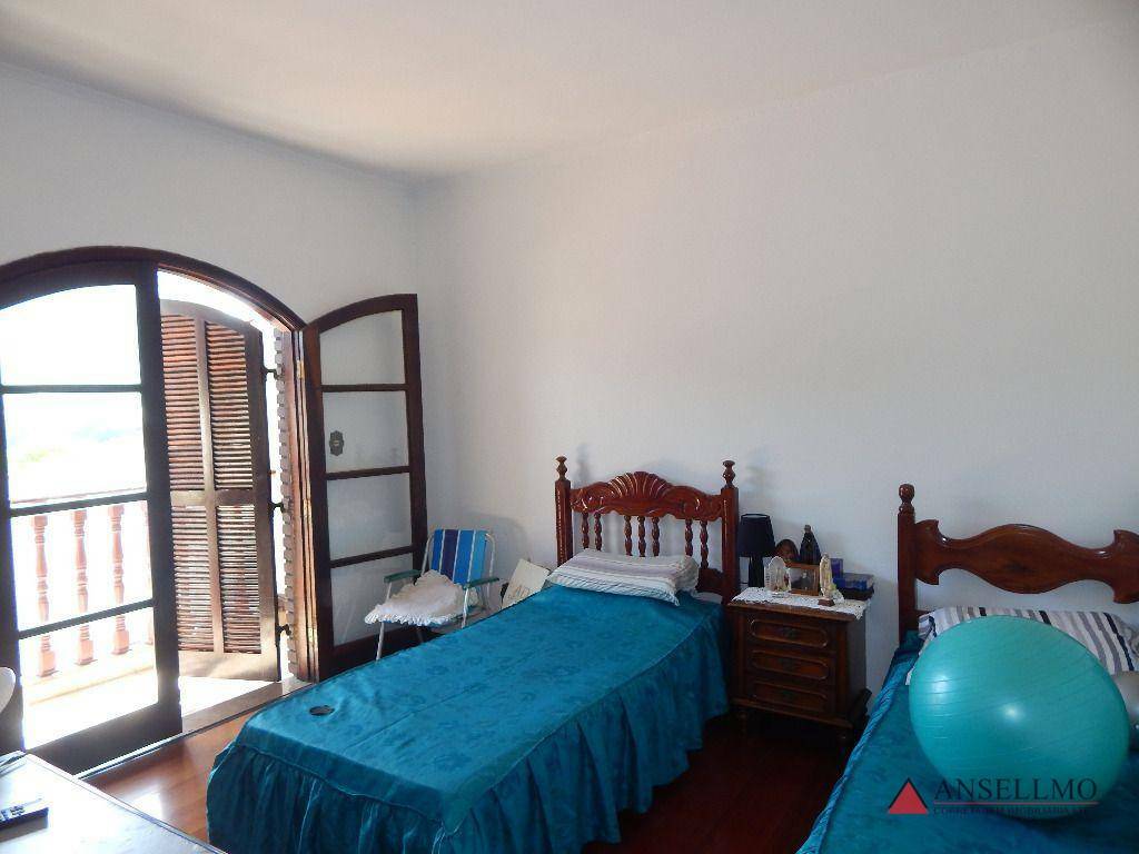 Sobrado à venda e aluguel com 4 quartos, 530m² - Foto 36