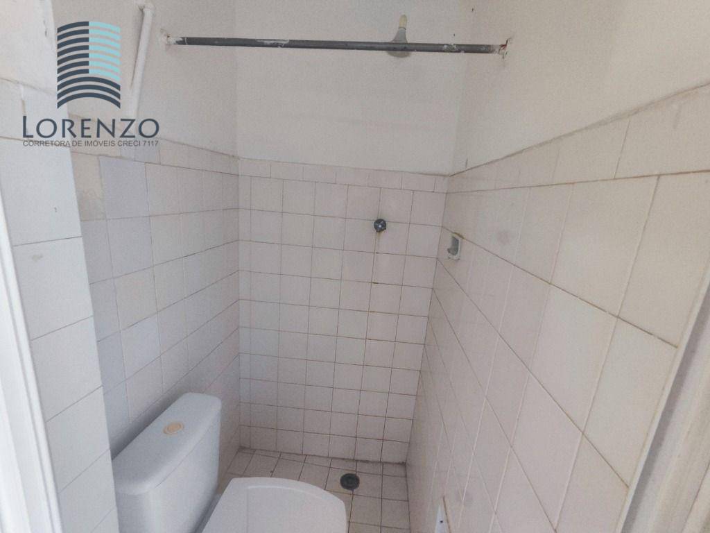 Apartamento para alugar com 3 quartos, 120m² - Foto 19