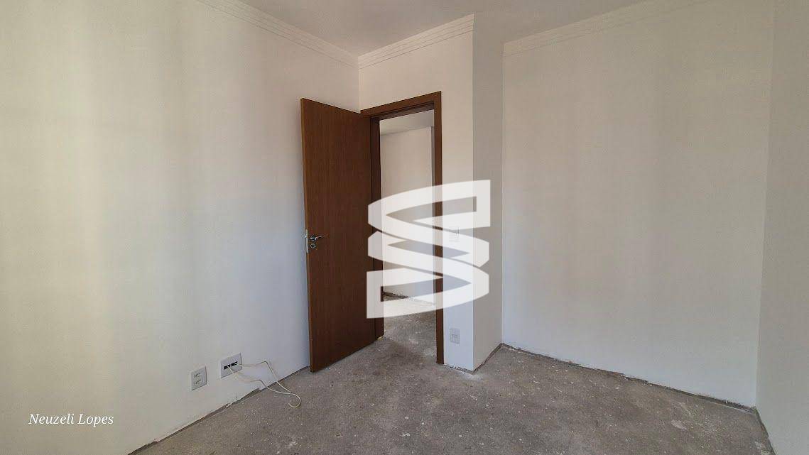 Apartamento à venda com 3 quartos, 98m² - Foto 18