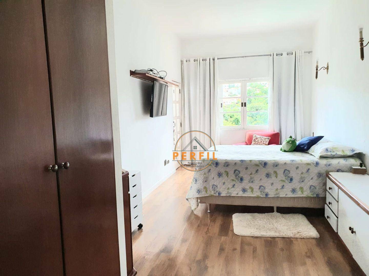 Casa de Condomínio à venda e aluguel com 3 quartos, 320m² - Foto 42