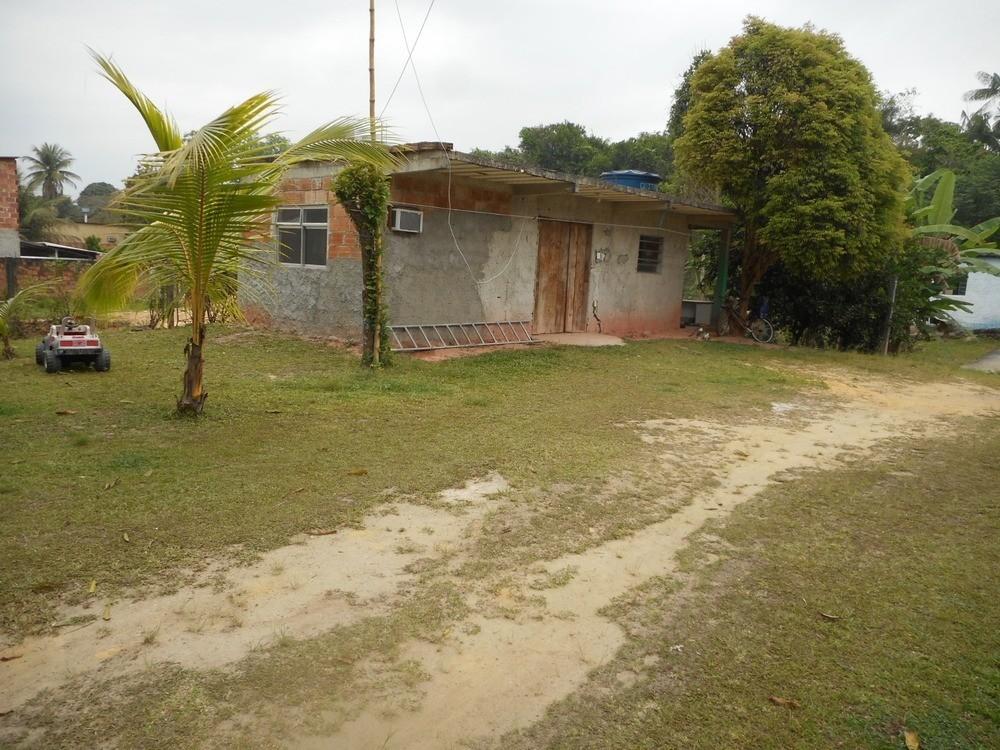 Chácara à venda com 3 quartos, 1400m² - Foto 1