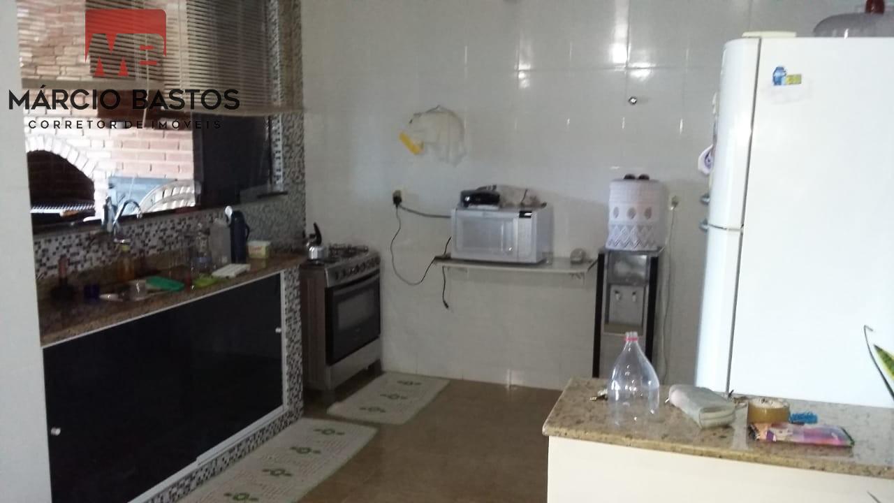Casa à venda com 4 quartos, 450m² - Foto 15