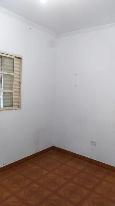 Casa à venda com 5 quartos, 200m² - Foto 7