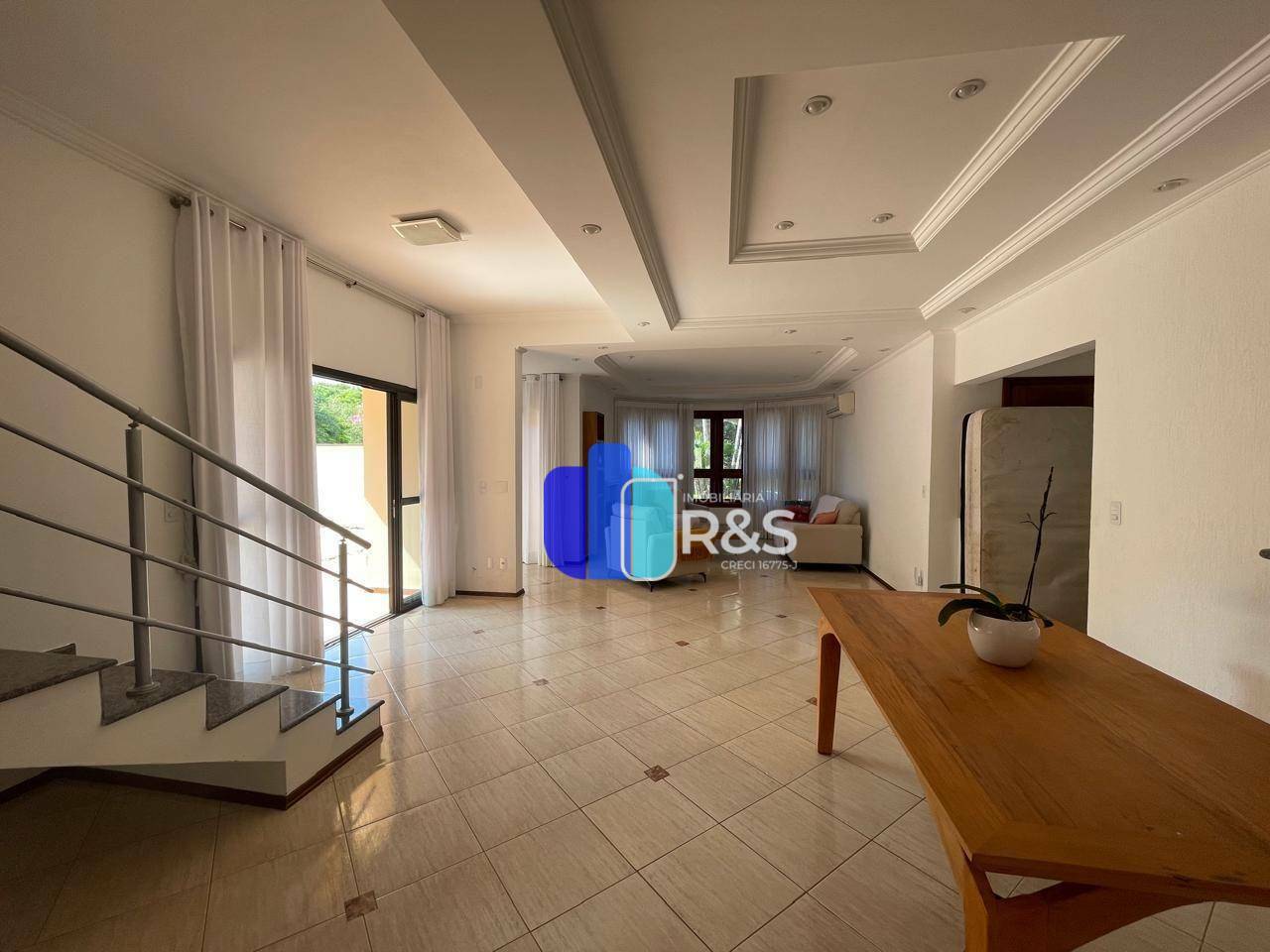 Casa de Condomínio para alugar com 4 quartos, 393m² - Foto 12