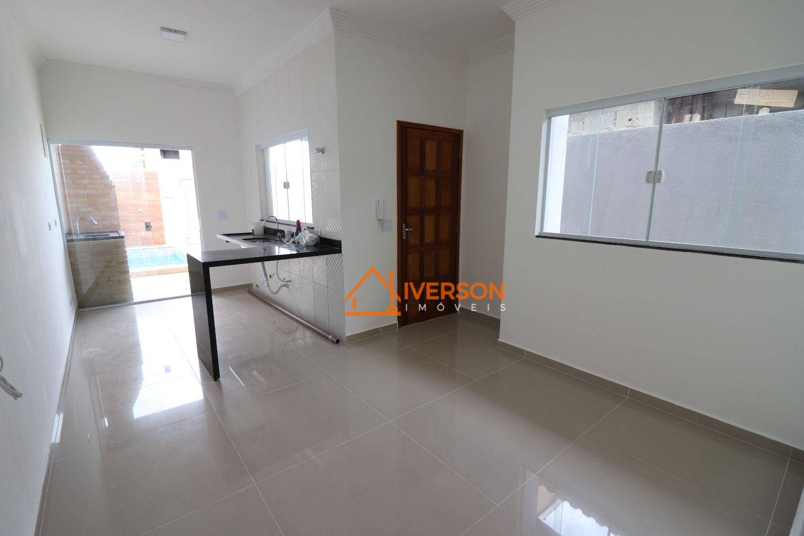 Casa à venda com 2 quartos, 70m² - Foto 13