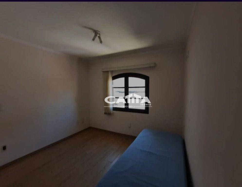 Sobrado à venda com 4 quartos, 384m² - Foto 8