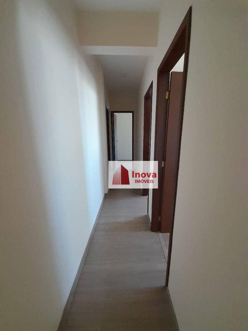 Apartamento para alugar com 3 quartos, 100m² - Foto 12