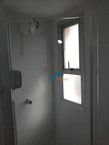 Apartamento para alugar com 2 quartos, 65m² - Foto 13