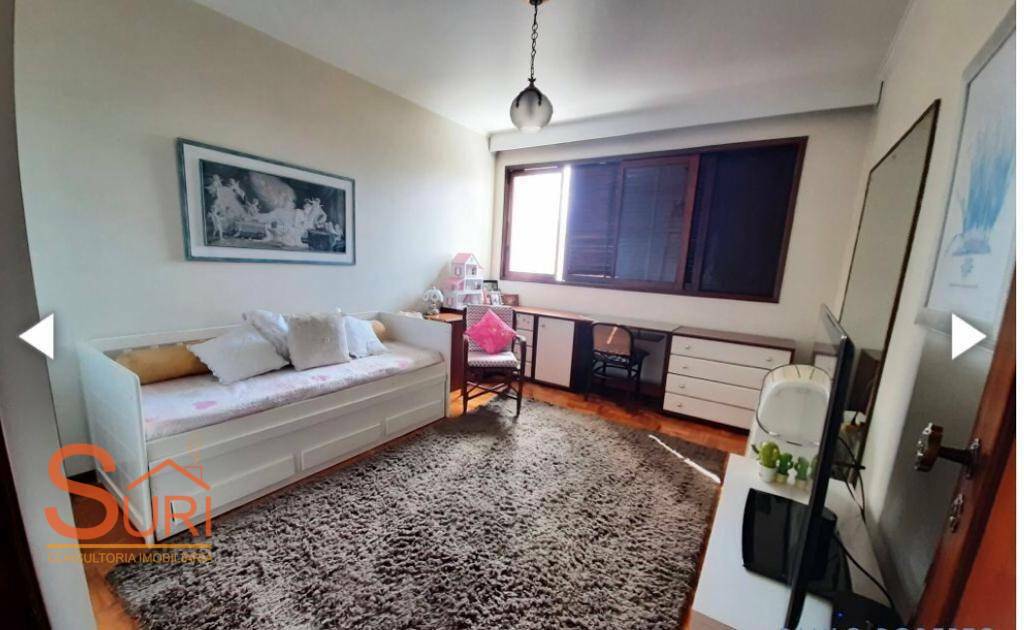 Apartamento à venda com 4 quartos, 200m² - Foto 1