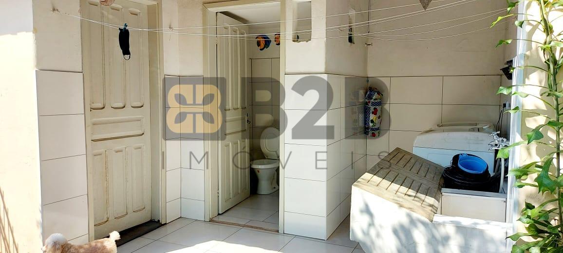 Casa à venda com 3 quartos, 270m² - Foto 30