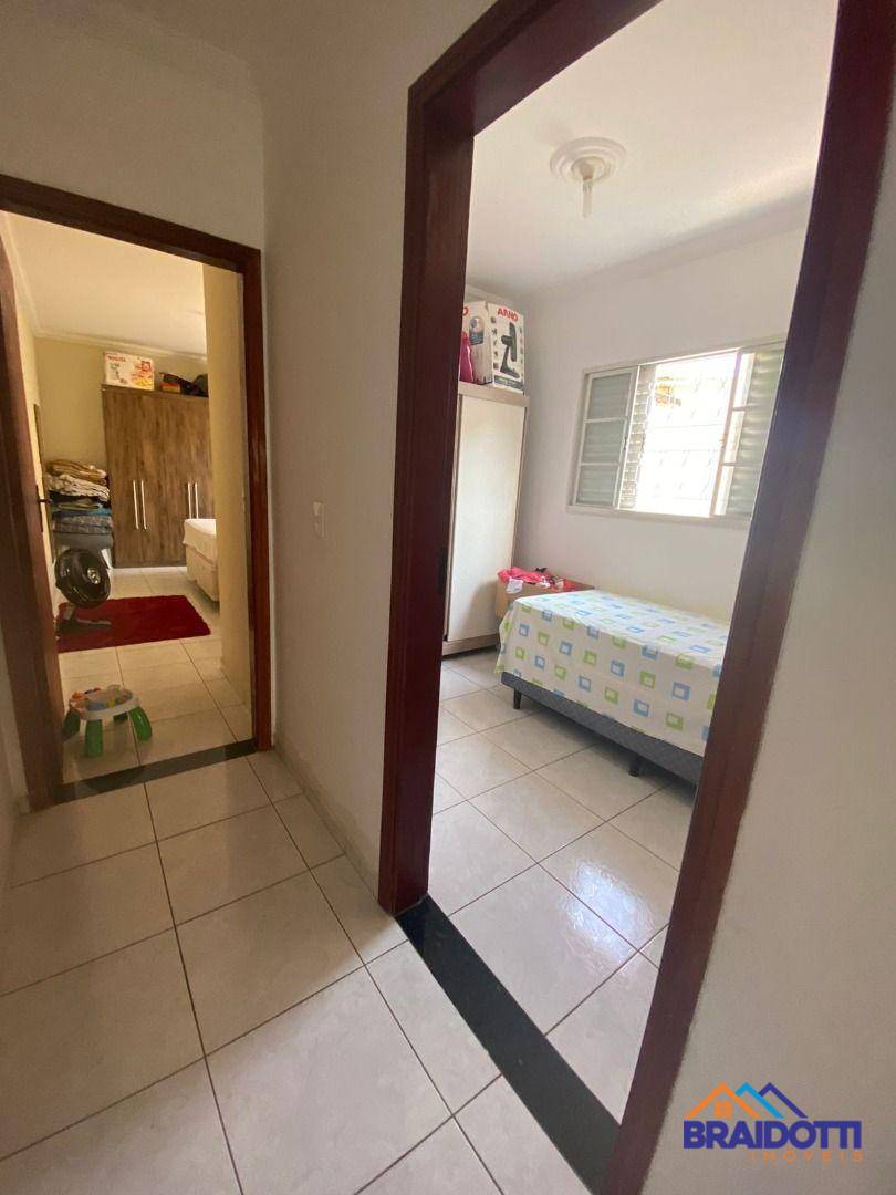 Casa à venda com 2 quartos, 100m² - Foto 15