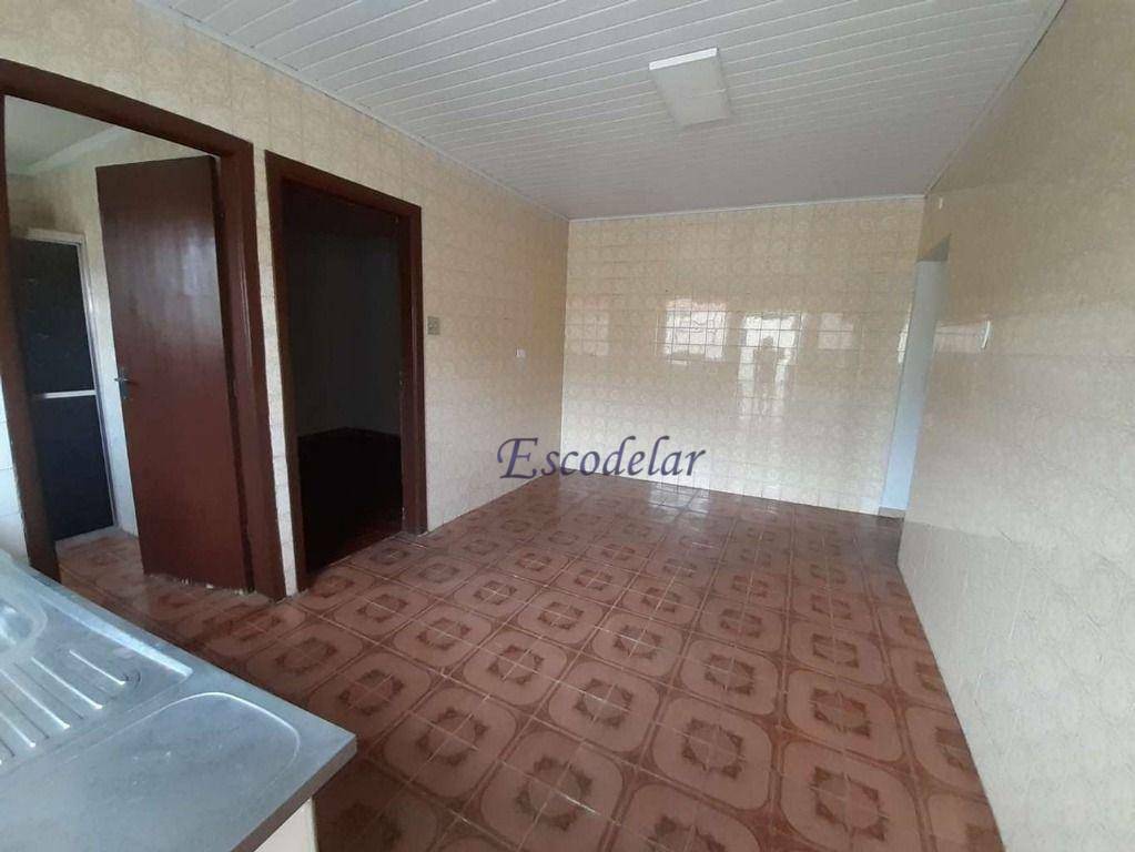 Casa à venda com 4 quartos, 200m² - Foto 15