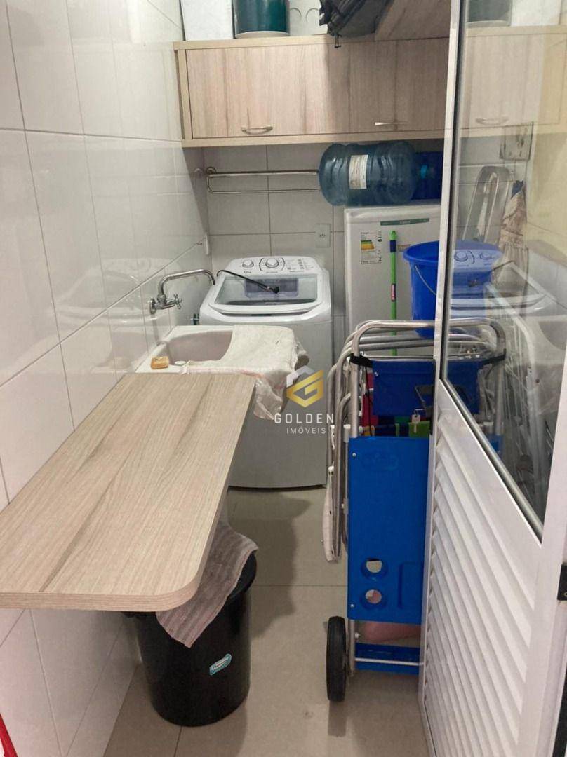 Apartamento à venda com 3 quartos, 117m² - Foto 11