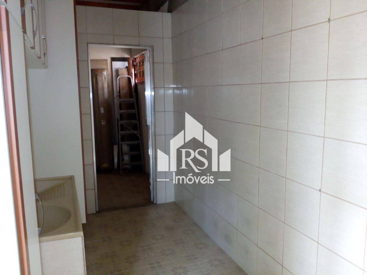 Casa à venda com 2 quartos, 190m² - Foto 10