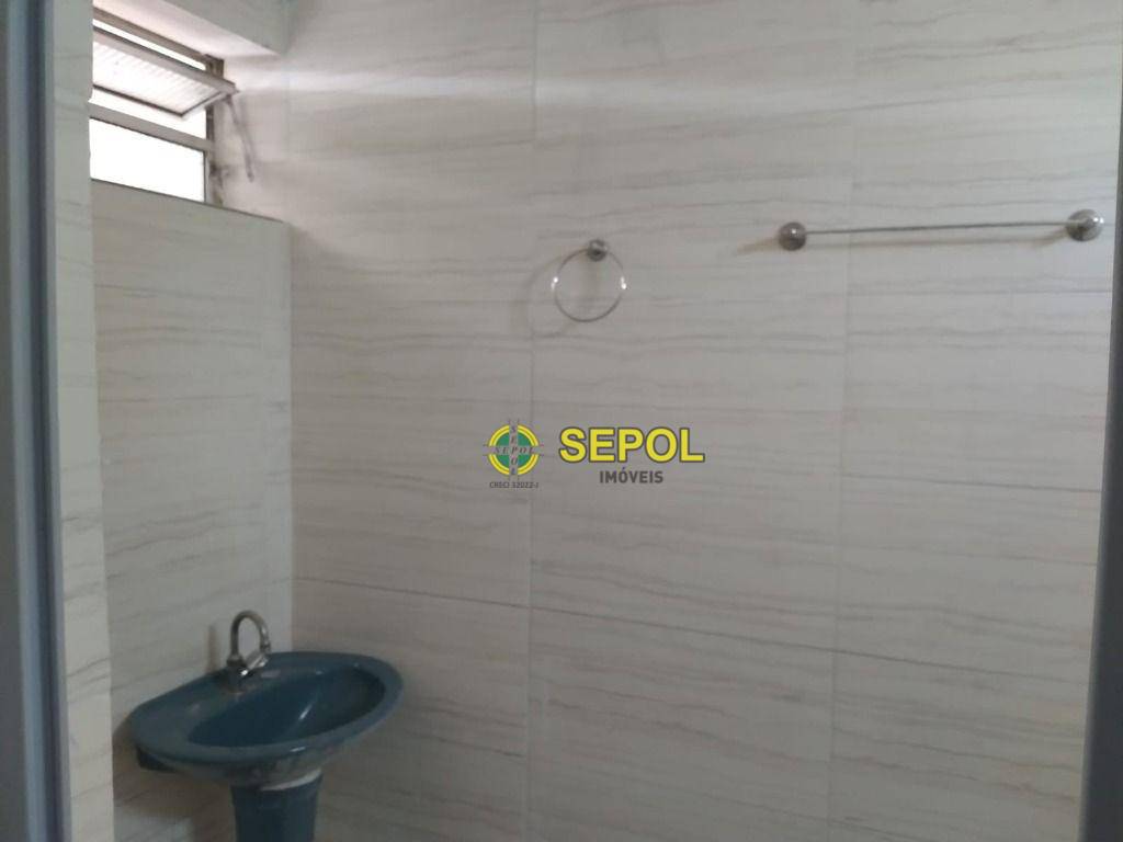 Casa para alugar com 1 quarto, 45m² - Foto 12