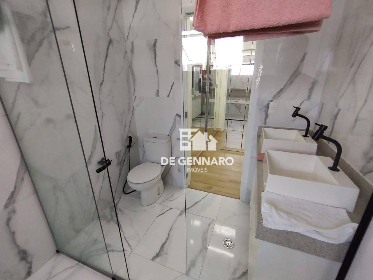 Apartamento à venda com 4 quartos, 213m² - Foto 32