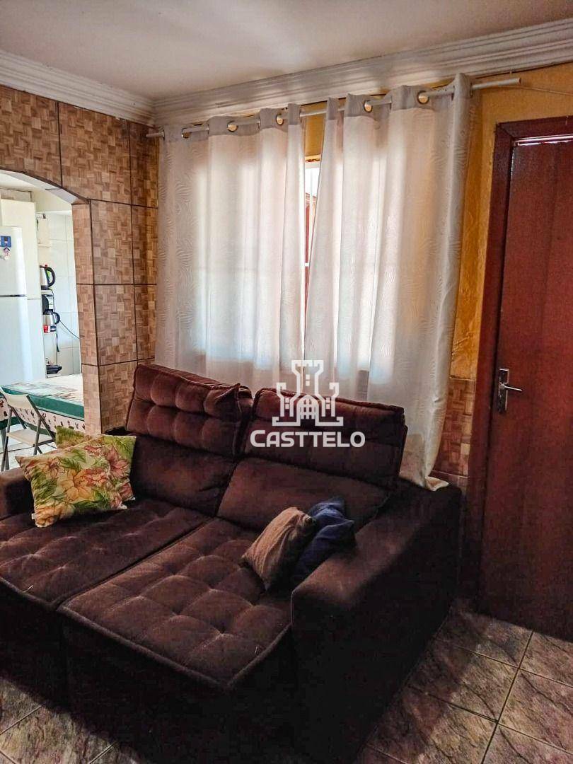 Casa à venda com 2 quartos, 69m² - Foto 14