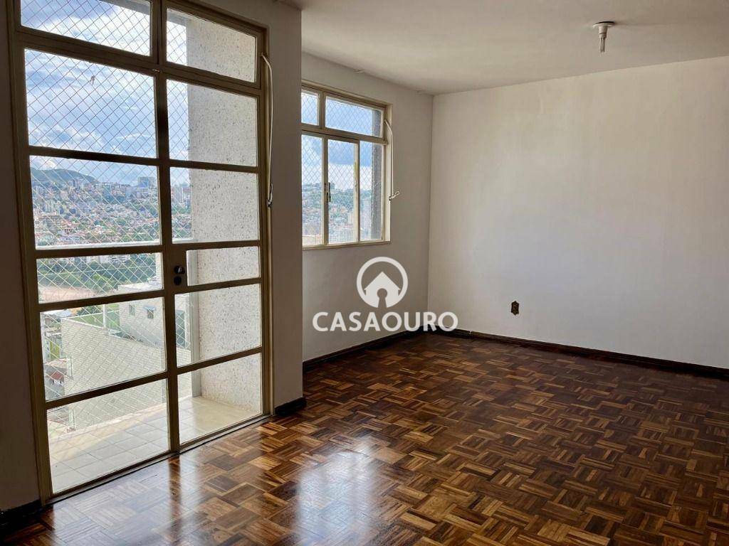 Apartamento à venda com 3 quartos, 112m² - Foto 6