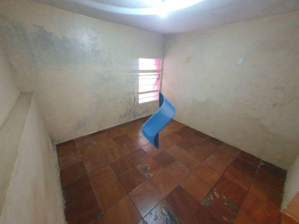 Casa à venda com 2 quartos, 130m² - Foto 26