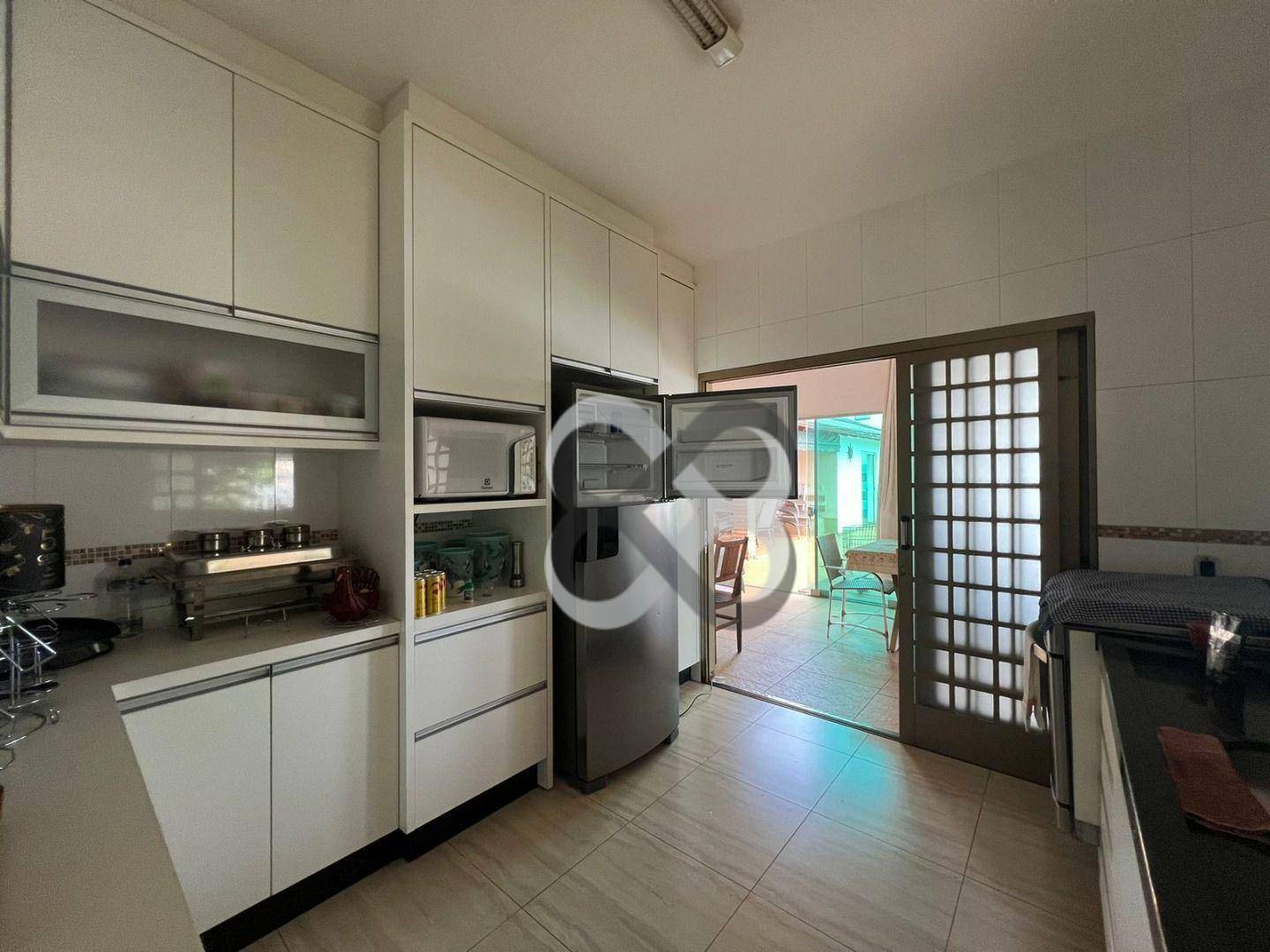 Chácara à venda com 3 quartos, 260m² - Foto 27