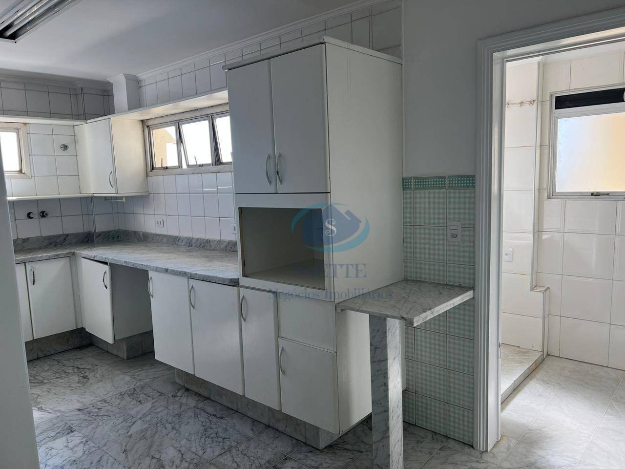 Apartamento à venda e aluguel com 4 quartos, 252m² - Foto 4