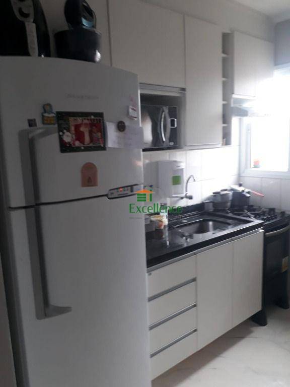 Apartamento à venda com 2 quartos, 47m² - Foto 2