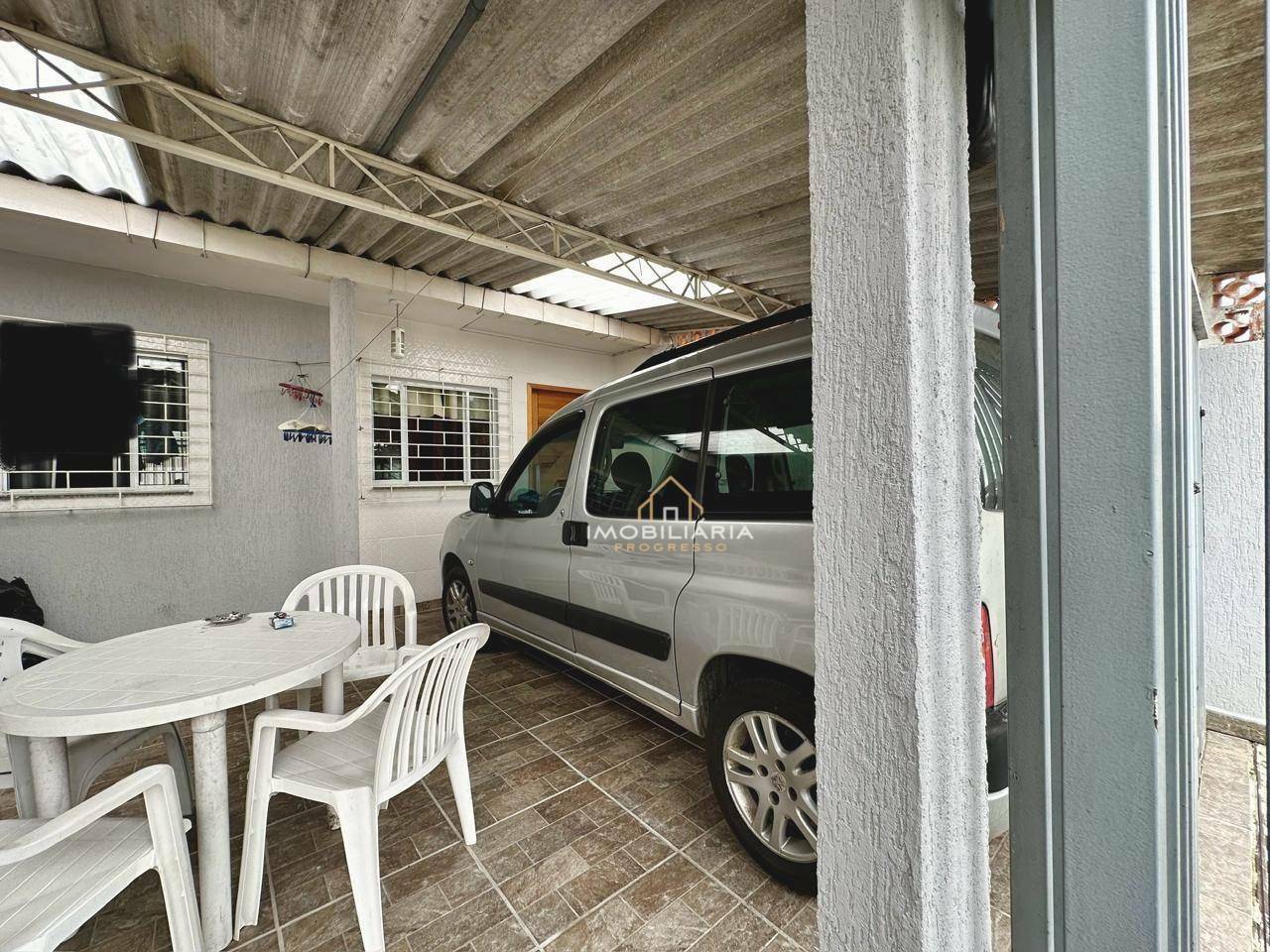 Casa à venda com 2 quartos, 82m² - Foto 2