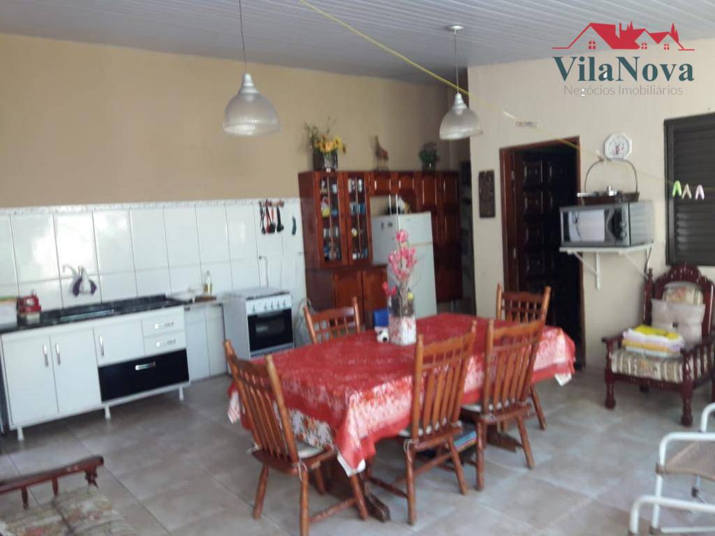 Casa à venda com 4 quartos, 254m² - Foto 16