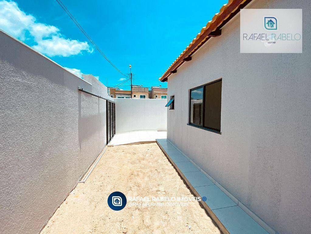 Casa à venda com 3 quartos, 93m² - Foto 4