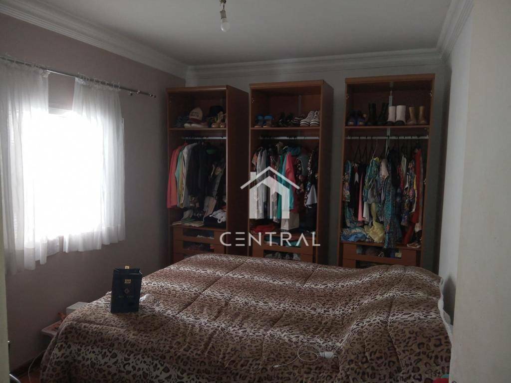 Casa à venda com 3 quartos, 90m² - Foto 8