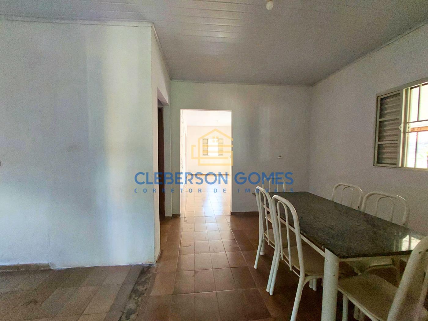 Casa à venda com 2 quartos, 360m² - Foto 5