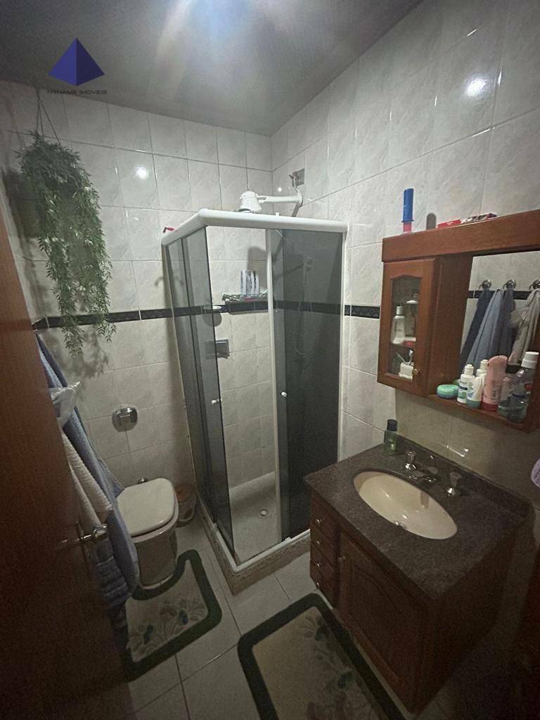 Casa à venda com 3 quartos, 200m² - Foto 15