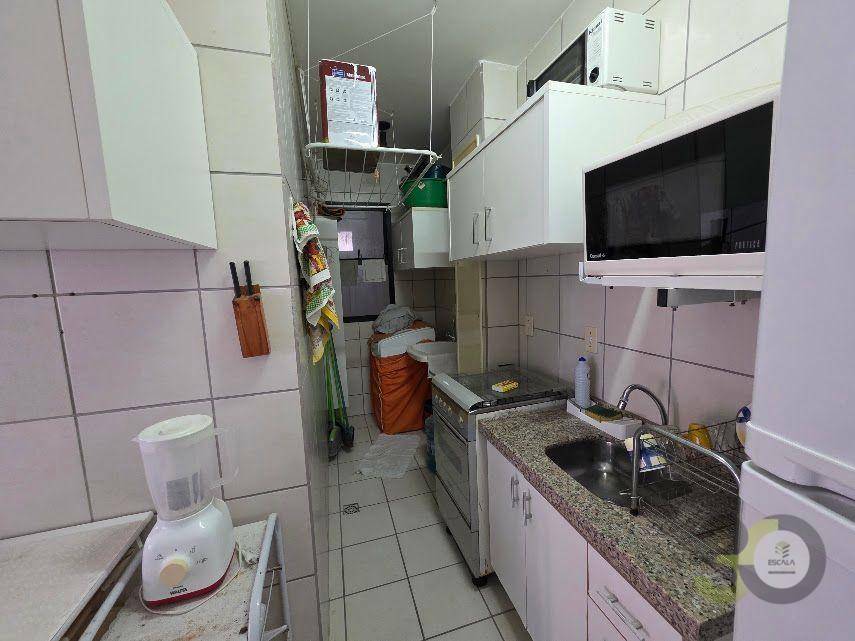 Apartamento à venda com 2 quartos, 67m² - Foto 5