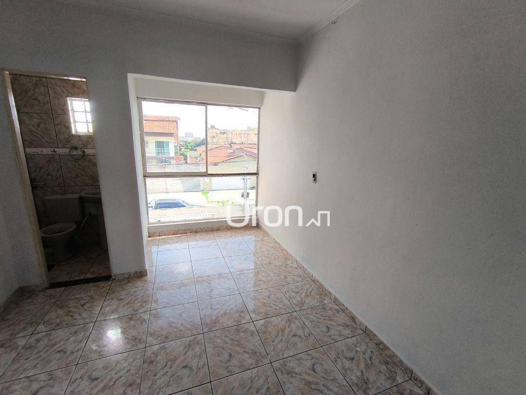 Sobrado à venda com 3 quartos, 110m² - Foto 1