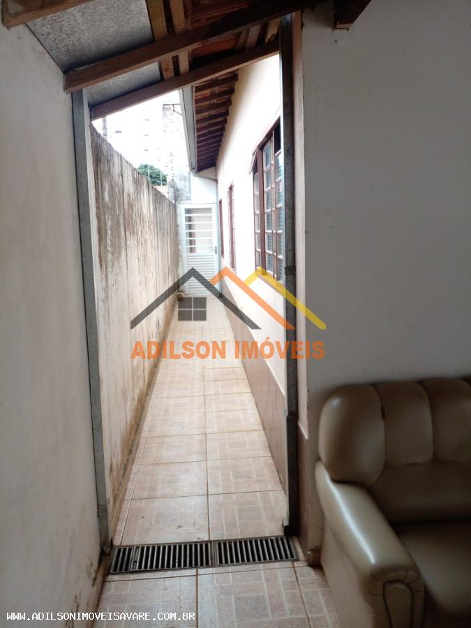 Casa à venda com 2 quartos, 350m² - Foto 13