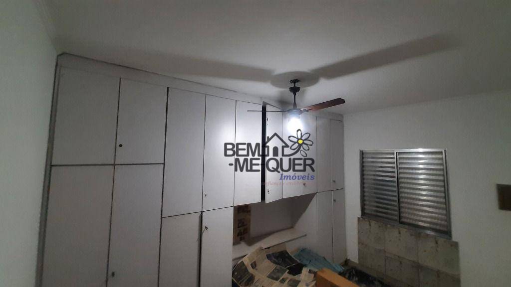 Casa à venda com 4 quartos, 200m² - Foto 17