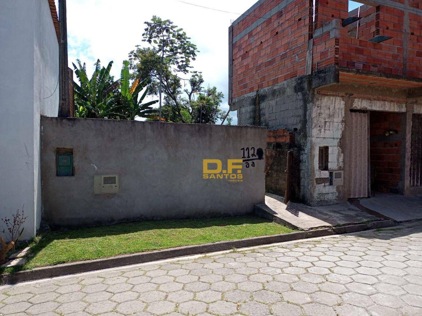 Casa à venda com 2 quartos, 120M2 - Foto 1