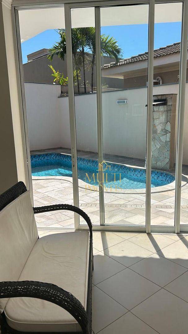 Casa de Condomínio à venda com 3 quartos, 289m² - Foto 4