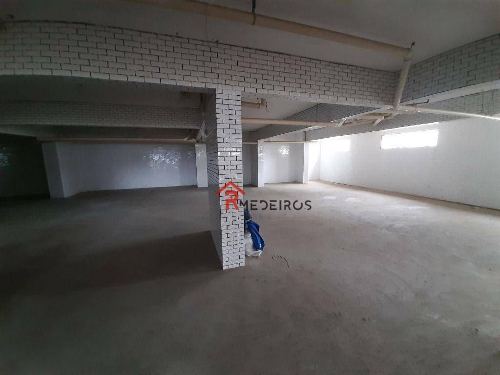 Apartamento à venda com 2 quartos, 85m² - Foto 13