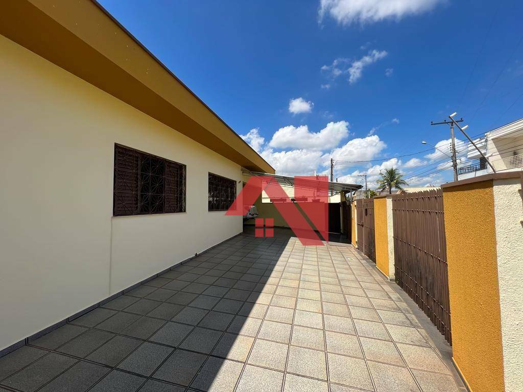 Sobrado à venda com 3 quartos, 435m² - Foto 3