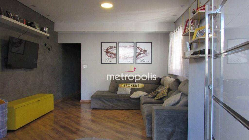 Sobrado à venda com 3 quartos, 238m² - Foto 1